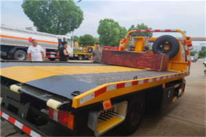 团风附近拖车电话号码服务