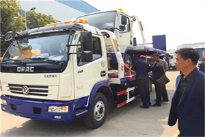团风汽车道路救援拖车价格